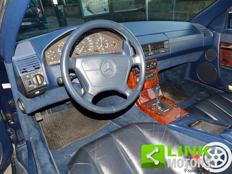 Image 10/10 of Mercedes-Benz 300 SL (1992)