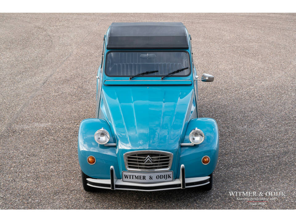 Image 2/28 de Citroën 2 CV 6 (1982)