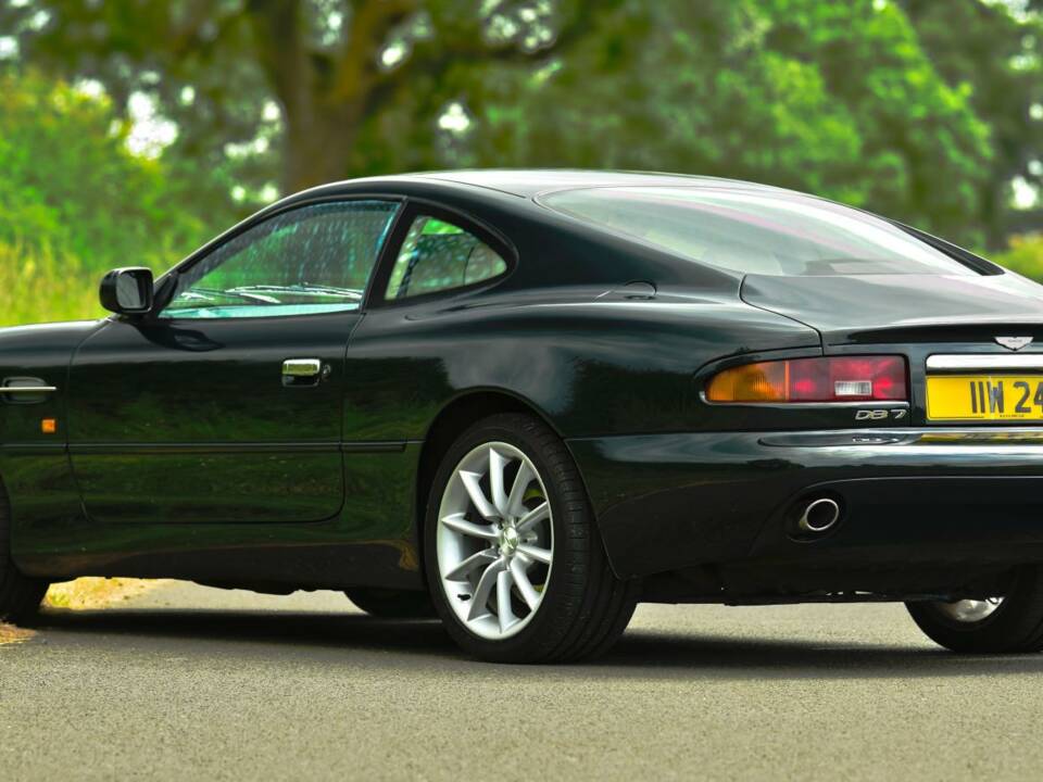 Afbeelding 6/50 van Aston Martin DB 7 Vantage (2000)