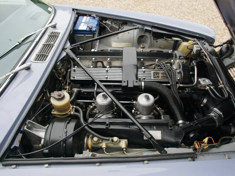 Bild 4/50 von Jaguar XJ 6 C 4.2 (1975)