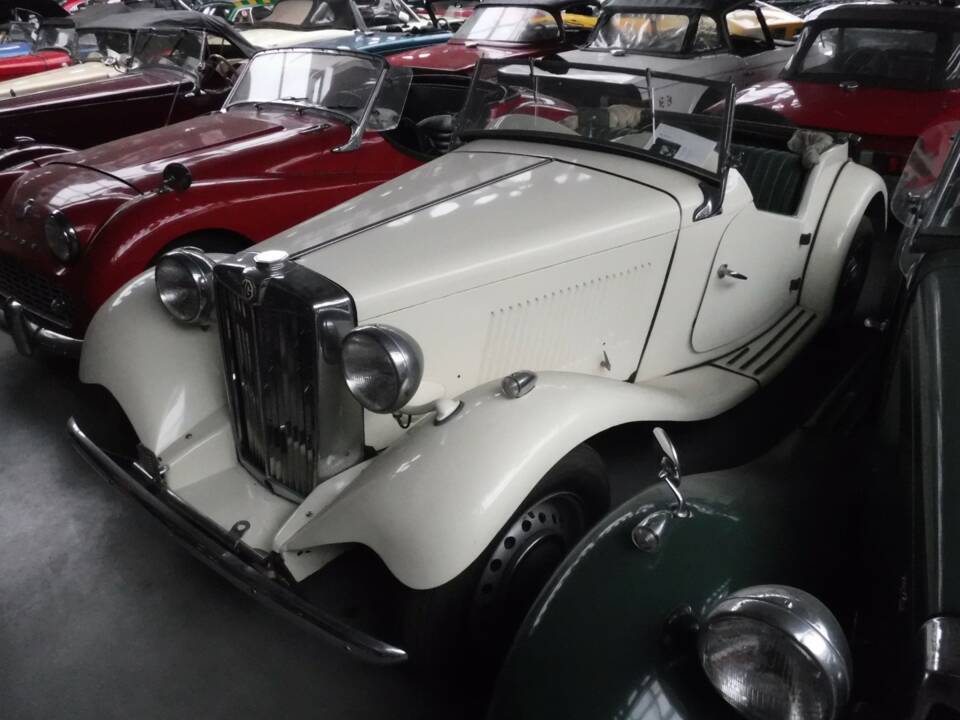 Image 11/12 de MG TD (1955)