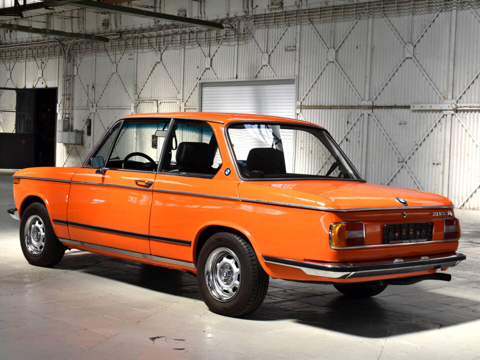 Image 5/52 of BMW 2002 tii (1975)