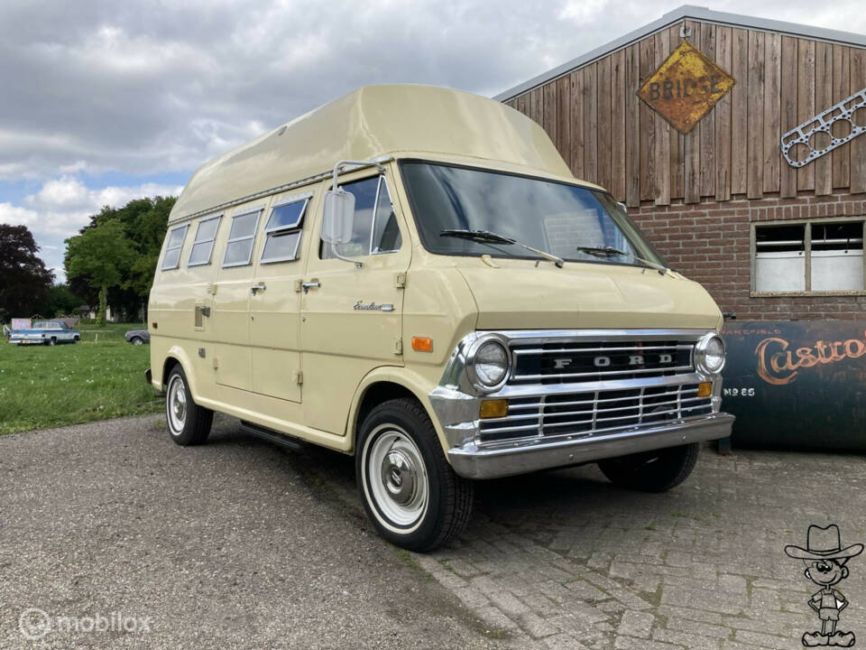 Image 2/50 of Ford Econoline E 300 (1971)