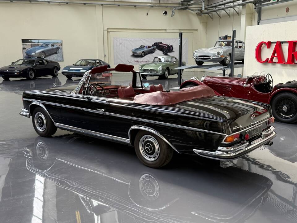 Bild 14/22 von Mercedes-Benz 280 SE 3,5 (1970)
