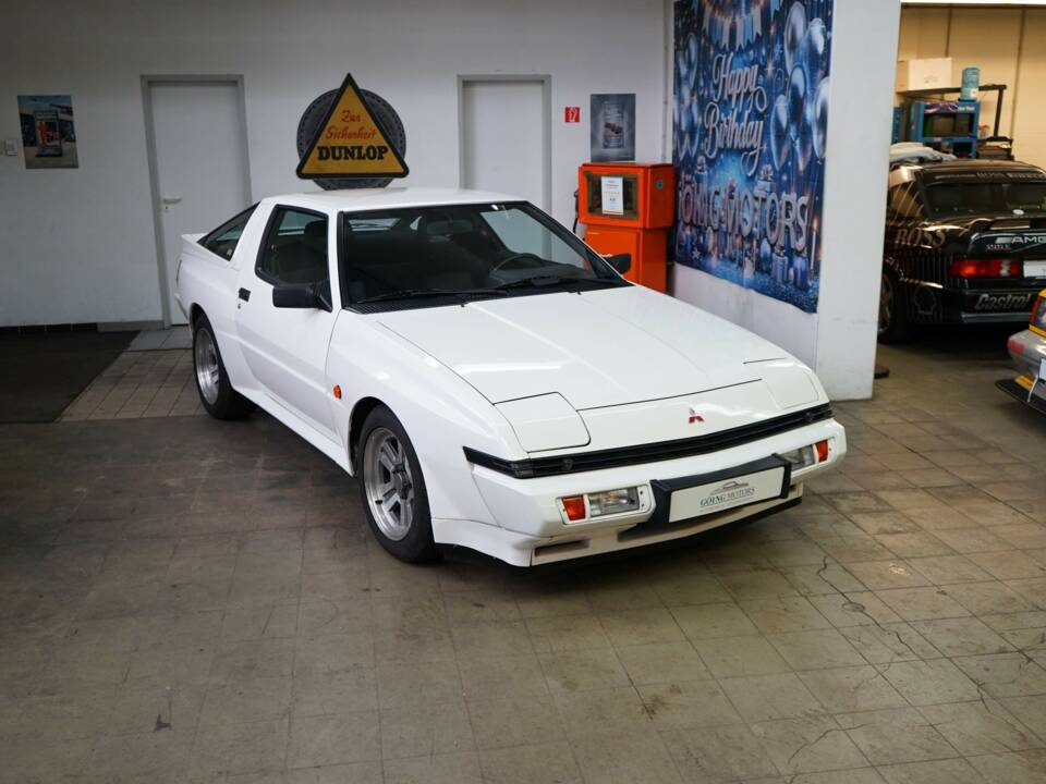 Image 3/55 of Mitsubishi Starion (1989)
