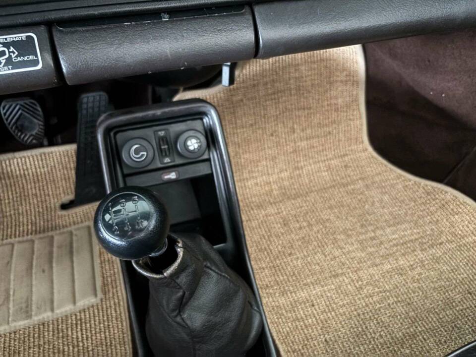 Bild 20/37 von Porsche 911 Carrera 3.2 (1985)