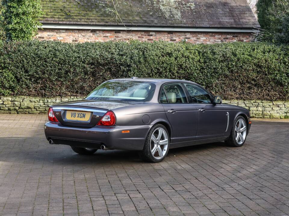 Afbeelding 36/41 van Jaguar XJR (2008)