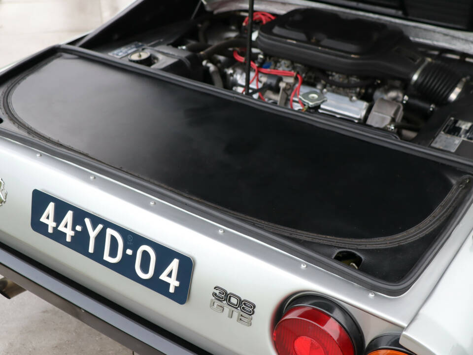 Image 44/50 of Ferrari 308 GTB (1977)