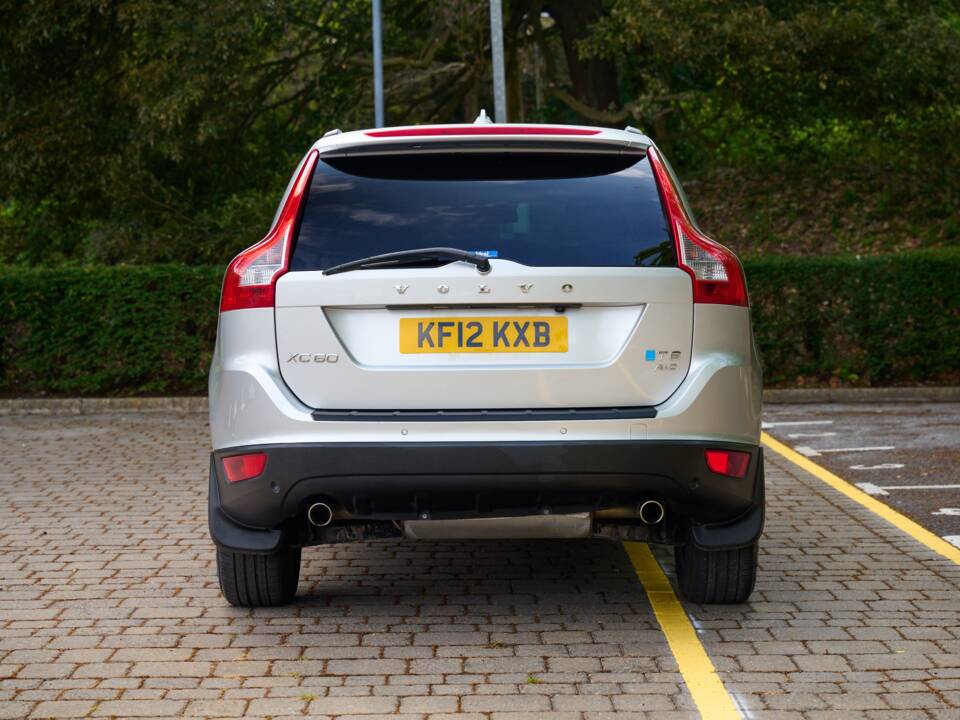 Image 25/50 de Volvo XC60 T5 (2012)