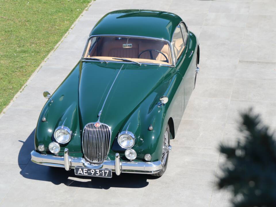 Image 44/50 of Jaguar XK 150 FHC (1959)