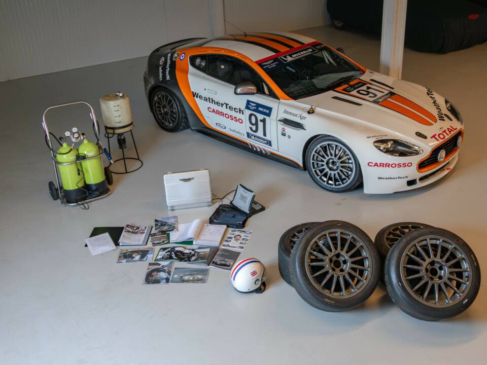 Bild 6/50 von Aston Martin V8 Vantage (2010)