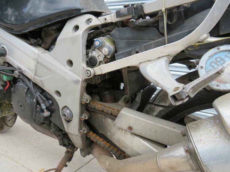 Bild 16/31 von Suzuki TL 1000R (1998)
