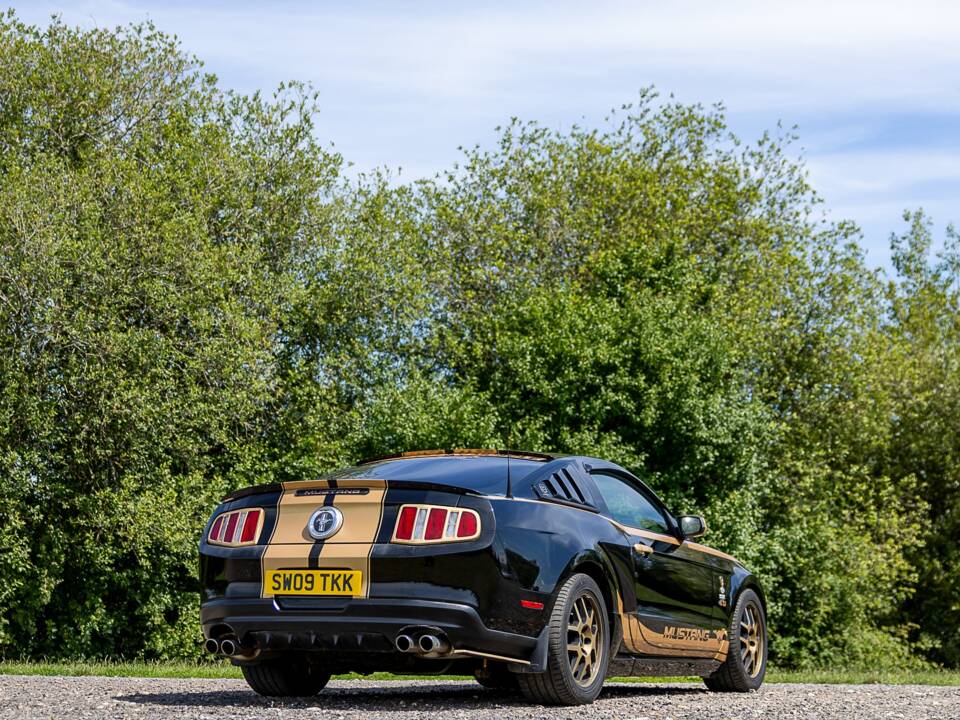 Image 42/50 of Ford Mustang V6 (2009)
