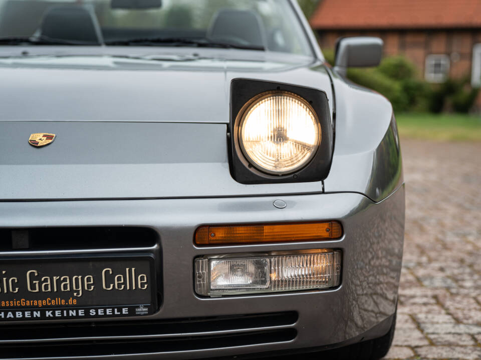 Image 7/42 de Porsche 944 S2 (1991)