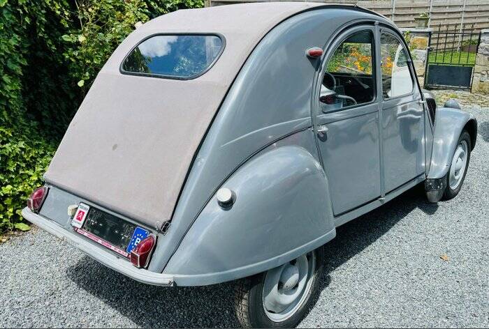 Immagine 4/4 di Citroën 2 CV  AZ (1955)