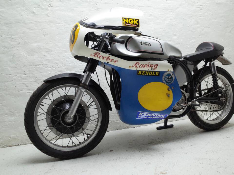Image 15/26 of Norton Manx 500 (1955)