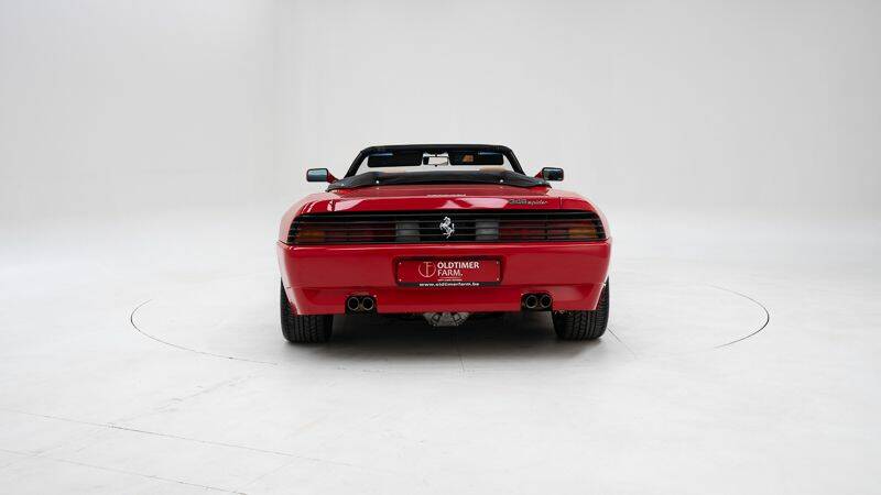 Immagine 7/15 di Ferrari 348 Spider (1993)