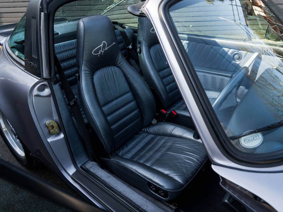 Bild 34/58 von Porsche 911 Carrera 3.2 (WTL) (1988)