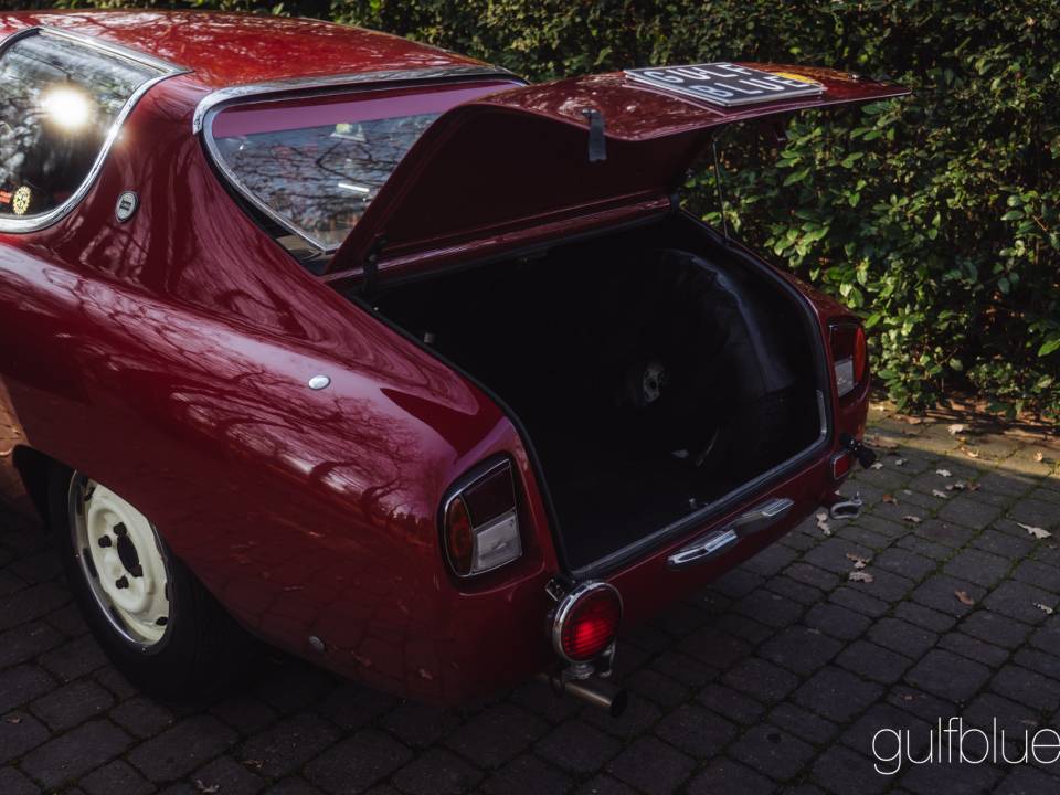 Image 41/43 of Lancia Flavia Sport (Zagato) (1963)