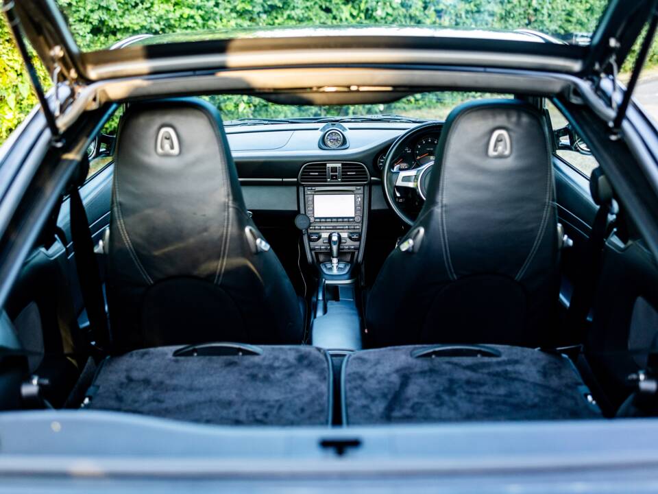 Afbeelding 37/46 van Porsche 911 Targa 4 (2010)