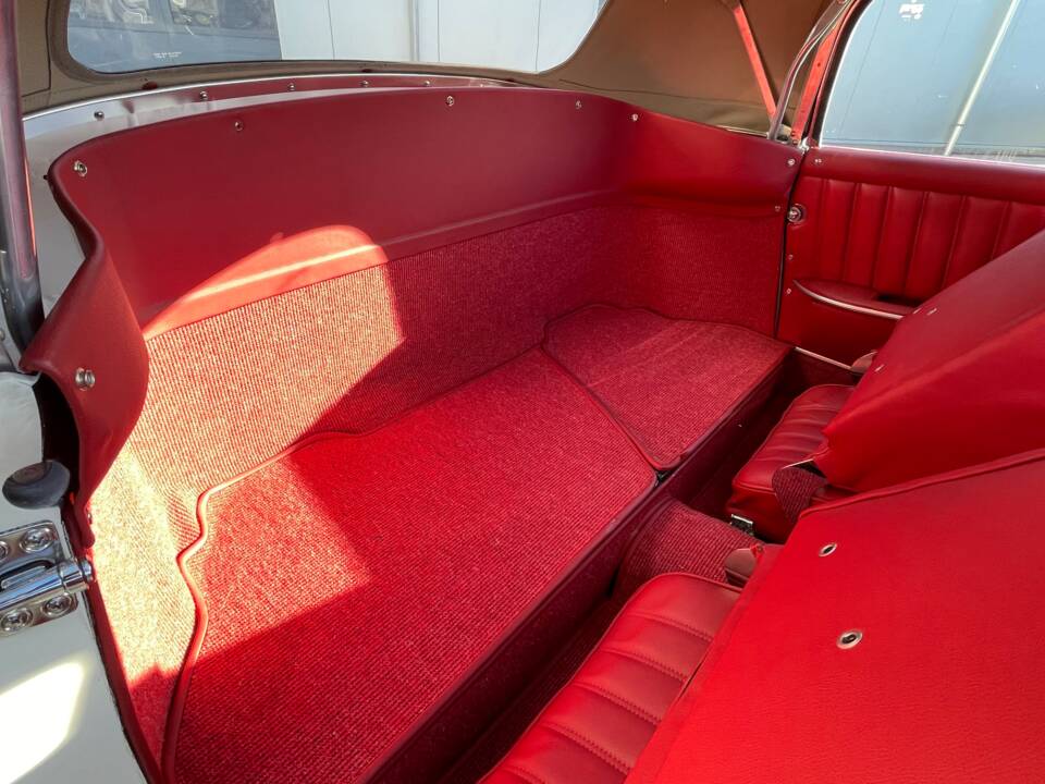 Image 23/28 of Mercedes-Benz 190 SL (1958)