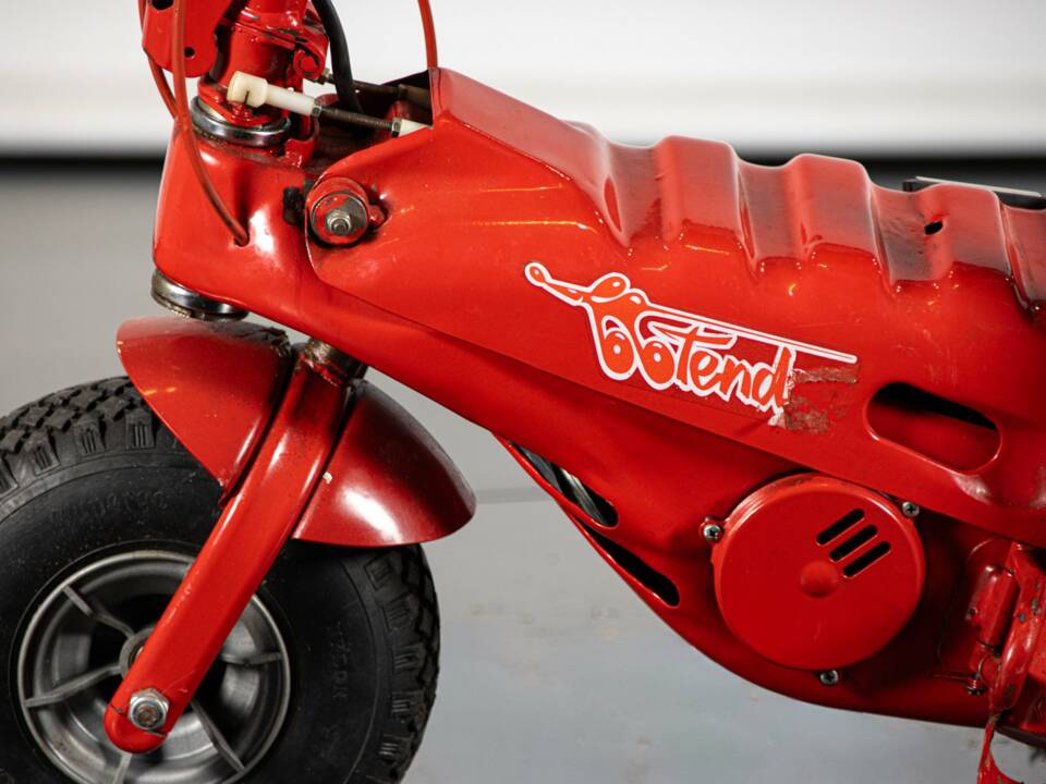 Image 38/50 de Quasar DUMMY (1983)