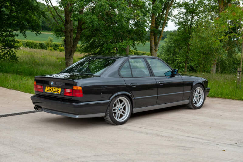 Bild 18/50 von BMW M5 (1994)