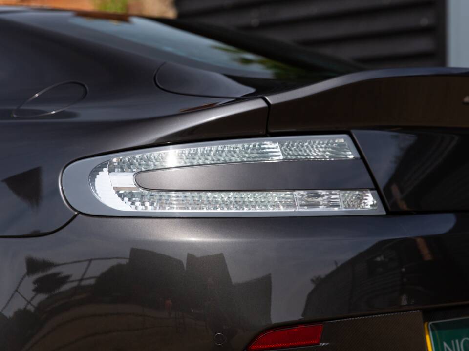 Bild 57/84 von Aston Martin V12 Vantage (2010)