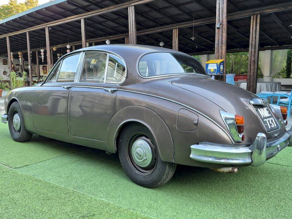 Bild 17/76 von Jaguar Mk II 2.4 (1963)