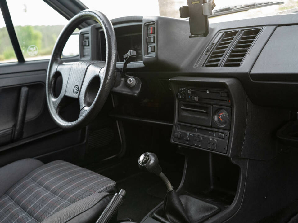 Bild 27/35 von Volkswagen Scirocco II 1.8 (1989)