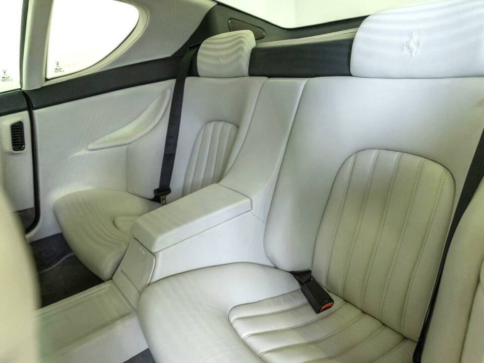 Image 12/29 of Ferrari 456 GT (1994)