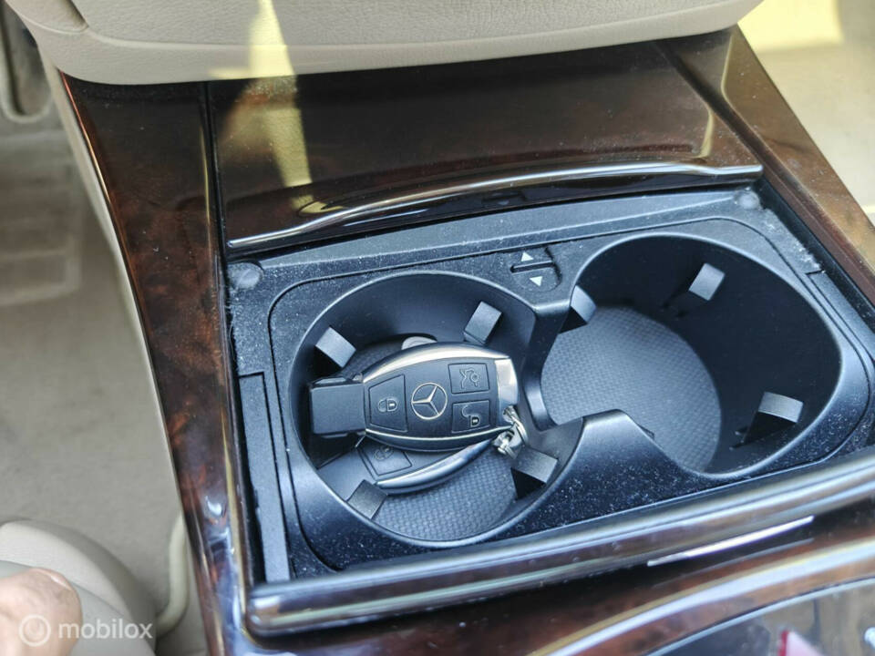 Bild 37/50 von Mercedes-Benz S 500 (2012)