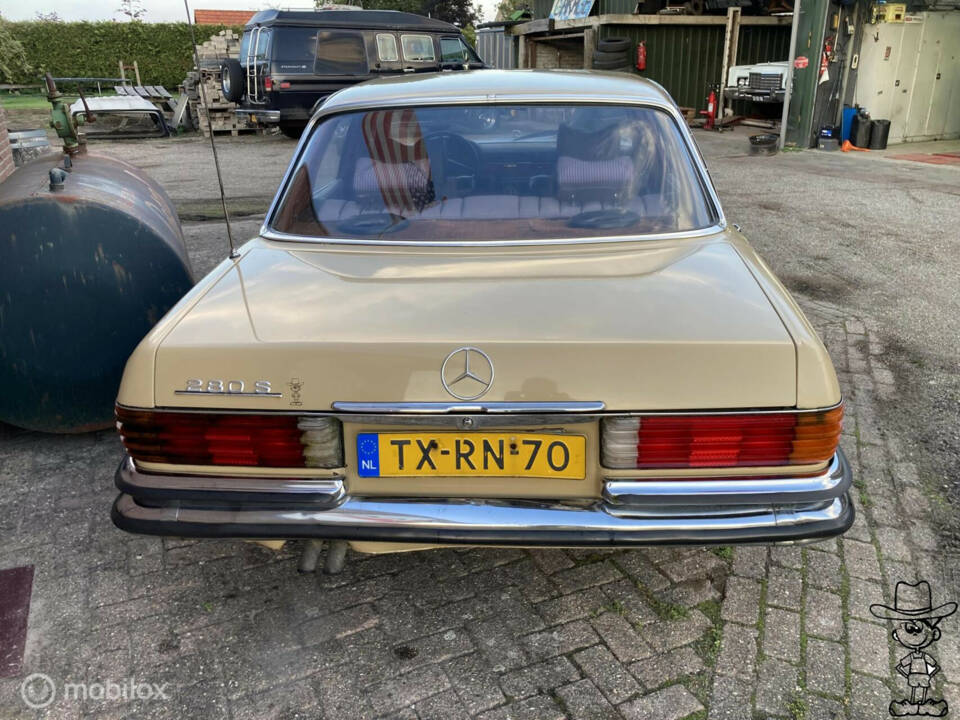 Image 23/31 of Mercedes-Benz 280 S (1975)