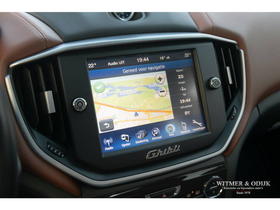 Image 14/31 of Maserati Ghibli S Q4 (2014)