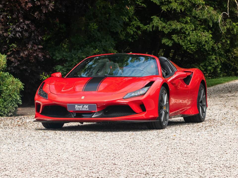Image 4/19 of Ferrari F8 Spider (2020)