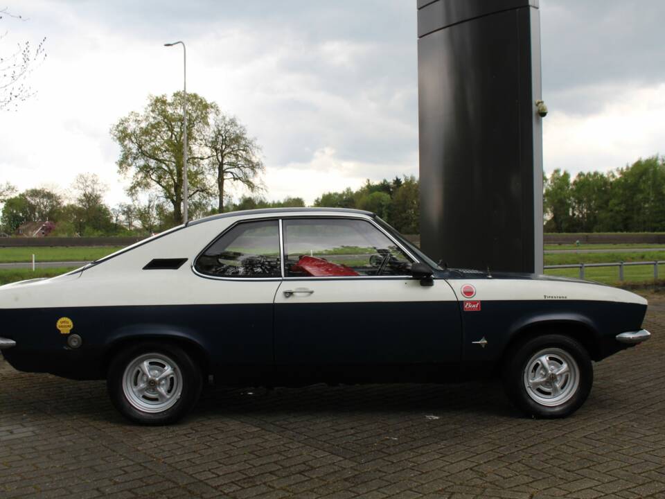 Bild 2/8 von Opel Manta 1200 S (1972)