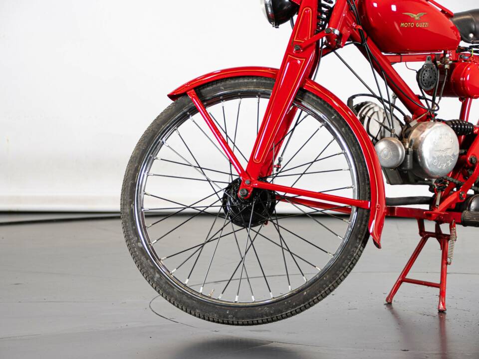 Afbeelding 30/50 van Moto Guzzi DUMMY (1948)