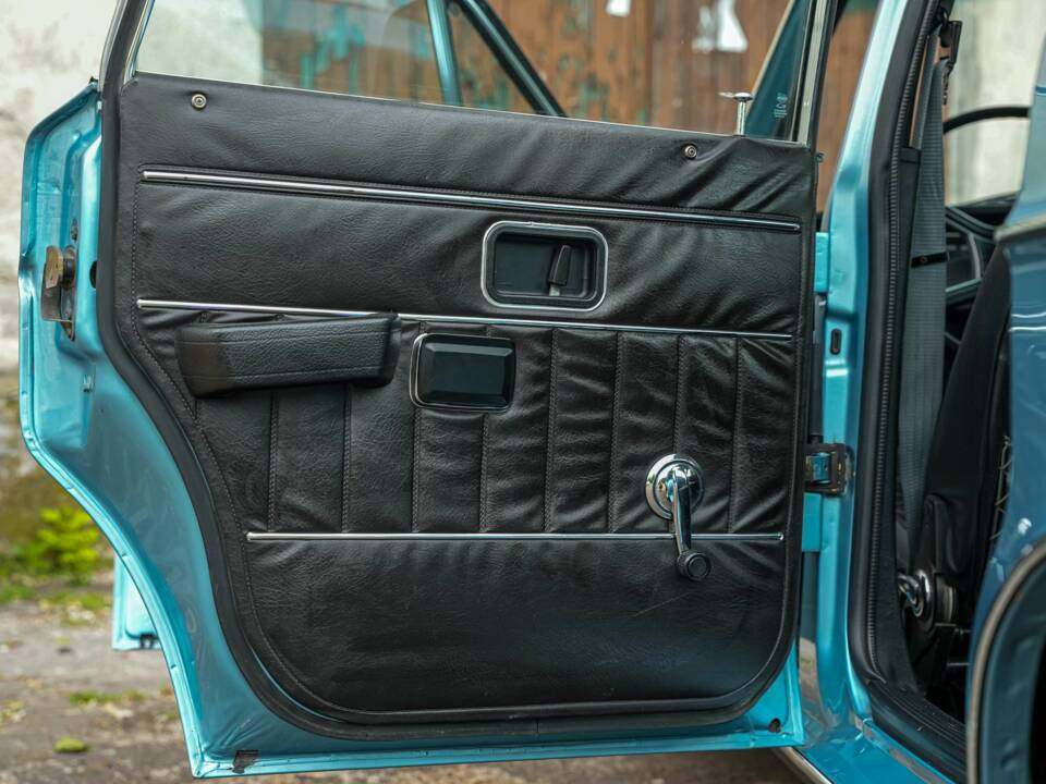 Immagine 41/45 di Volvo 164 E (1972)