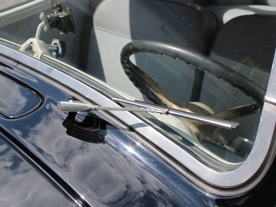 Image 13/50 of Citroën Traction Avant 11 Familiale (1955)