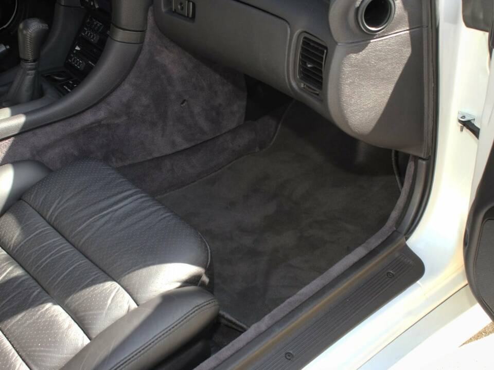 Bild 28/80 von Mitsubishi 3000 GT (1992)