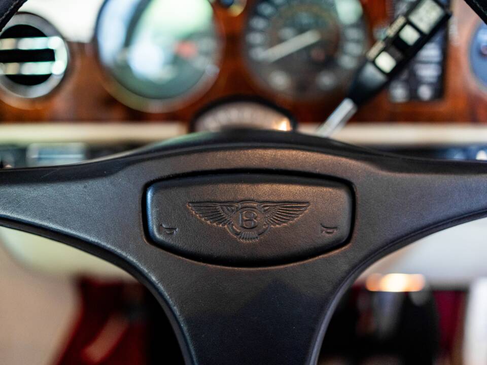 Bild 38/45 von Bentley Turbo R (1988)