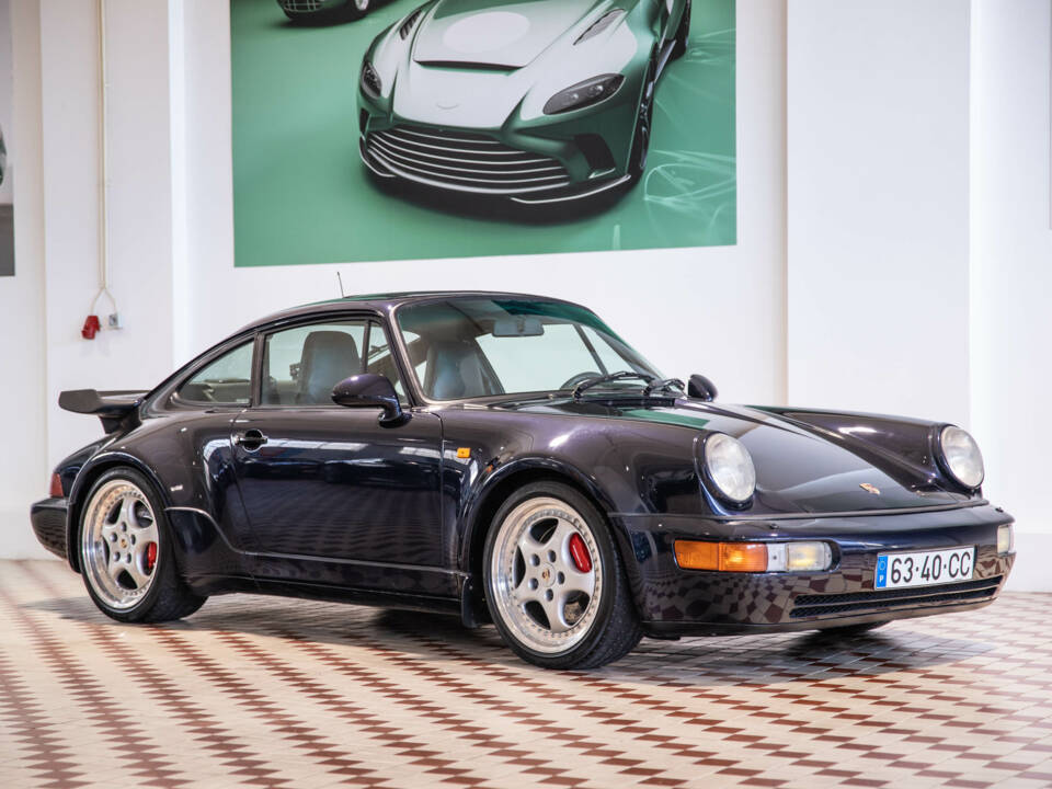 Image 2/37 de Porsche 911 Turbo 3.6 (1993)