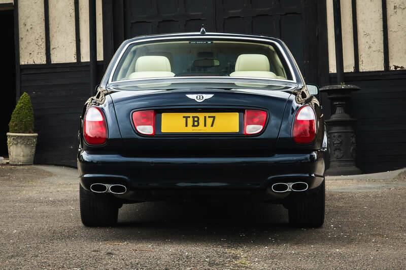 Image 7/47 of Bentley Arnage T (2005)