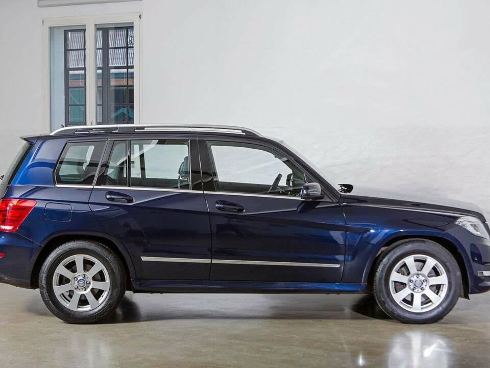 Imagen 2/25 de Mercedes-Benz GLK 350 CDI 4MATIC (2014)