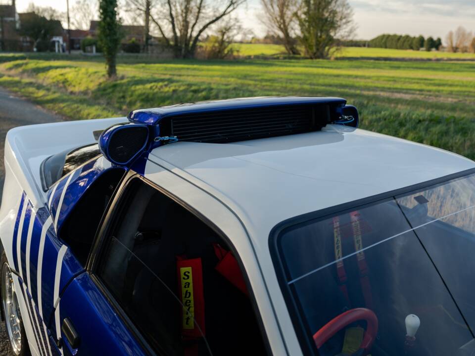 Image 25/50 of Ford RS200 (1986)
