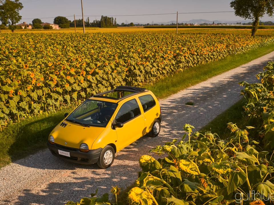 Bild 1/49 von Renault Twingo 1.2 (1996)