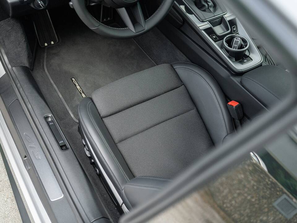 Afbeelding 24/40 van Porsche 911 GT3 (2021)