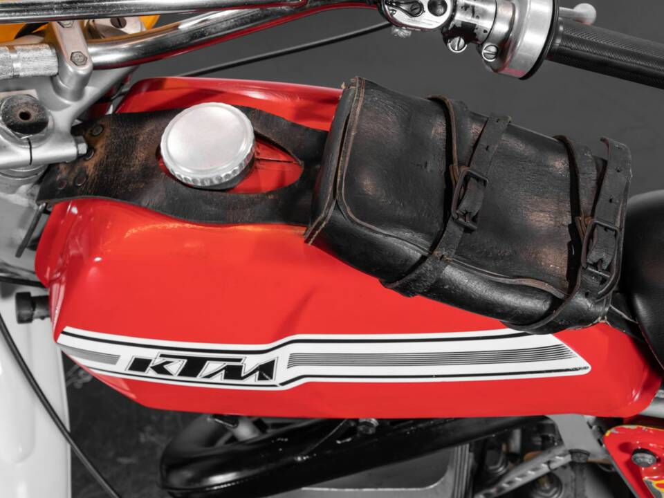 Bild 5/7 von KTM DUMMY (1975)