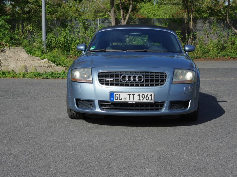 Image 1/20 de Audi TT 3.2 quattro (2004)