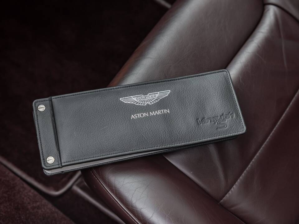 Bild 38/49 von Aston Martin V12 Vanquish S (2007)